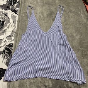 Lulu’s blue and white striped tank medium